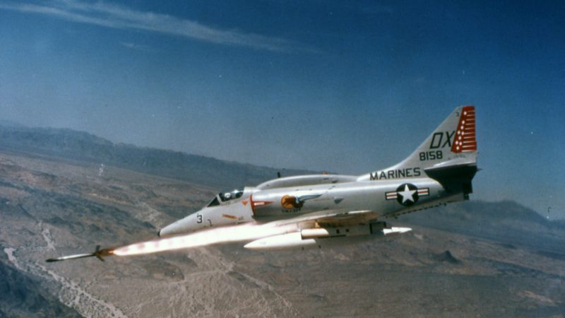 Former US Fighter Pilot Tells What It Was Like To Fly The A-4 Skyhawk