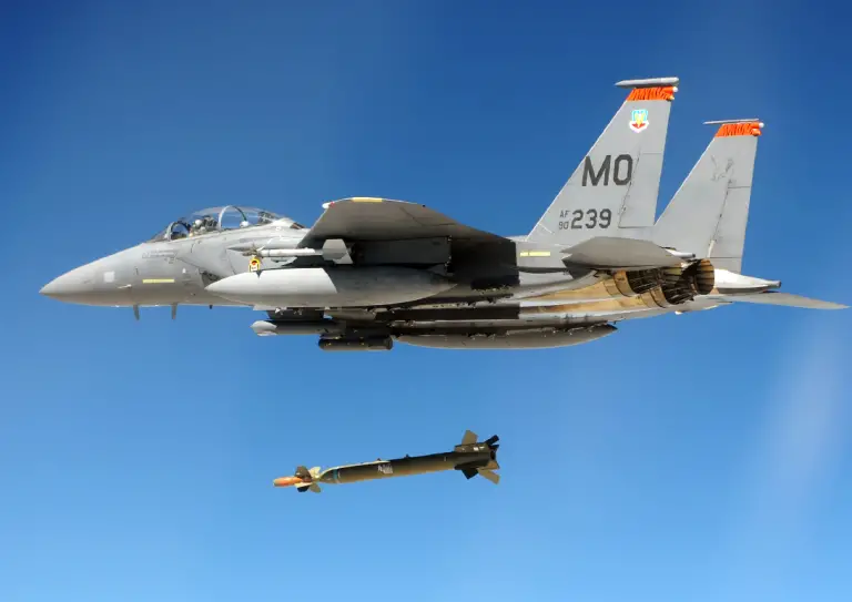 The F-15E Strike Eagle That Shot Down A Iraqi Mi-24 Helicopter With A 2000lb Laser Guided Bomb