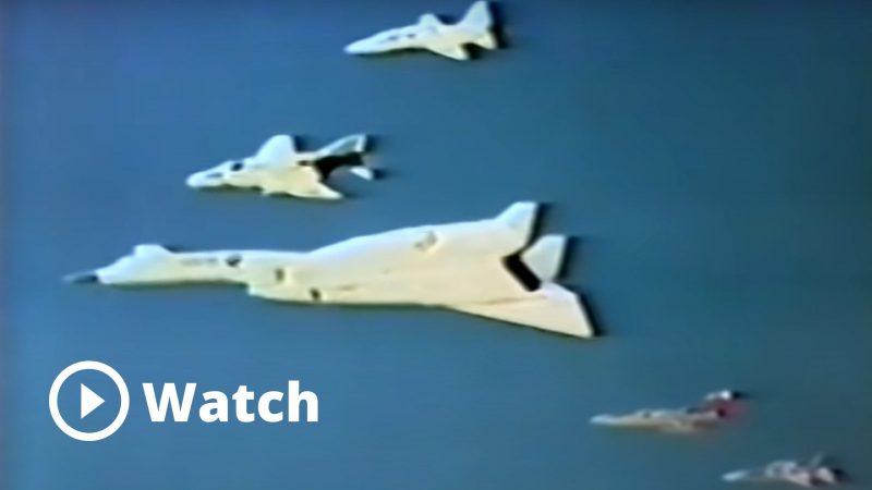 Watch: The XB-70 Valkyrie’s Mid-Air Collision With A F-104